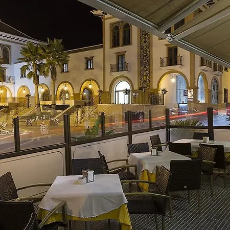La Pinta Hotel