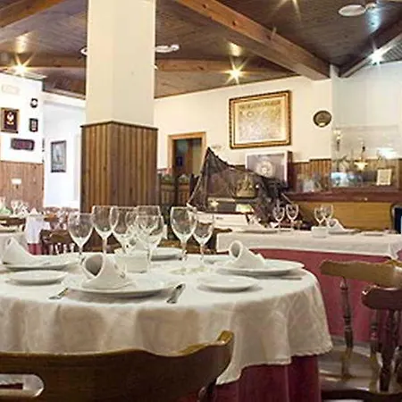 Hotel La Pinta 2*